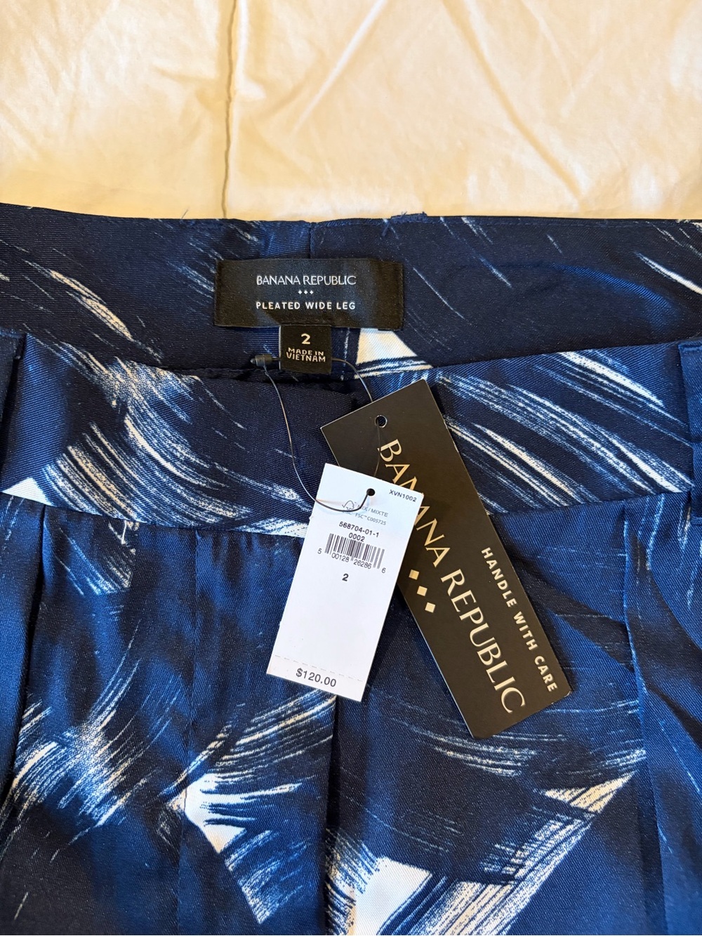 NWT Banana Republic Navy Brushstroke Flowy Pants - great for summer!